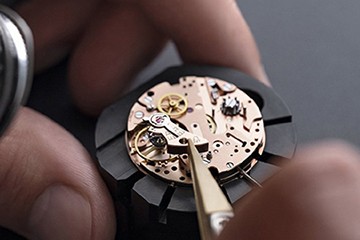 北京爱彼手表铂金表带维修